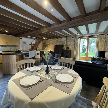 Holiday home La Grange D'esusterra - Piscine - 6 Pers - Reve Au Mans *